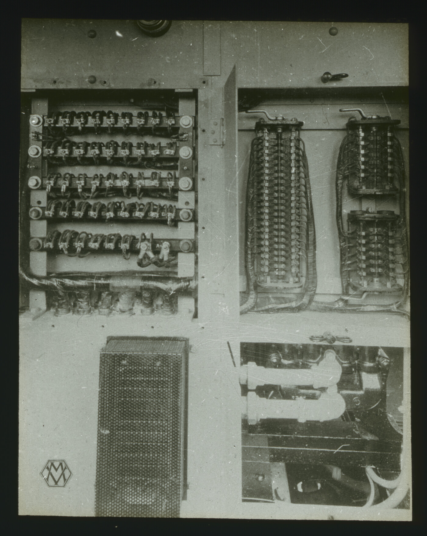 (Metropolitan Vickers) - Atom Site For DRISA