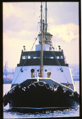 Durban, 1978. SAR tug 'Sir William Hoy' in Durban Harbour.