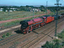 Pretoria district. SAR Class 26 No 3450 'Red Devil' entering Rayton station. [Jan Hoek]