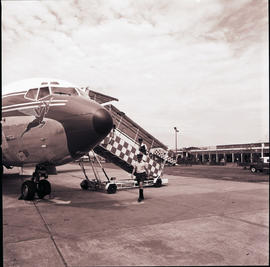 Durban, 1970. Louis Botha airport. SAA Boeing 727 ZS-SBA 'Tugela'.