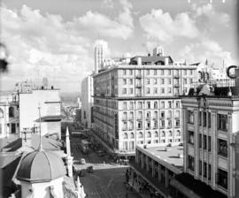 Johannesburg, 1945. Carlton Hotel in Eloff Street.