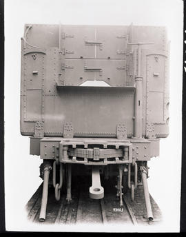 SAR Class 15F No 2909-2922 built by Henschel and Sohn No 23932-23945 in 1938. Front view of tender.