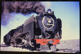 Kimberley, 1985. SAR Class 25 at Beaconsfield.