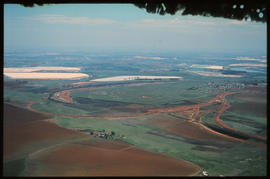 Bapsfontein, November 1980. Aerial view of construction at Sentrarand marshalling yard. [Jan Hoek]