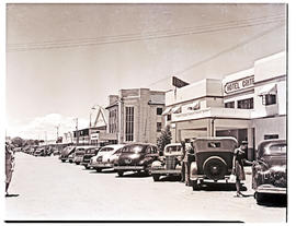Aliwal North, 1946. Street scene at the Criterion Hotel.