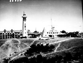 Port Elizabeth, 1936. Donkin reserve and lighthouse.