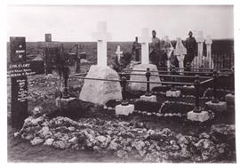 Circa 1900. Anglo-Boer War. Highlanders graves, Modder River.