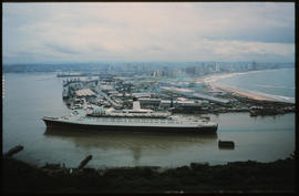 Durban, February 1977. 'Queen Elizabeth 2' entering Durban Harbour. [D Dannhauser]