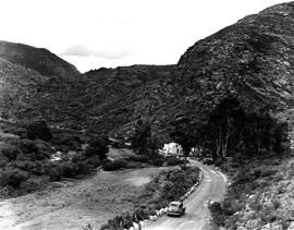 Montagu district, 1952. Road pass in Cogmanskloof.