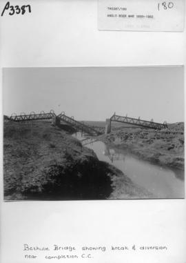 Bethulie, circa 1901. Damaged bridge.