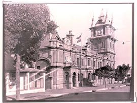 "Uitenhage, 1934. Post office and court house."