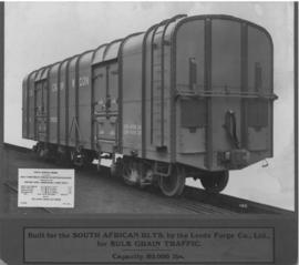 SAR type FZ-5 bulk grain wagon.