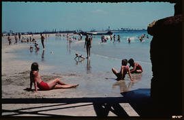 Port Elizabeth, December 1968. Bathers at Humewood. [S Mathyssen]