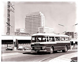 Johannesburg, 1965. SAR Leyland Royal Tiger tour bus No MT16308 at railway station. SAS Toeristed...