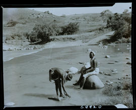 Zululand, 1961. Two Zulu women at the Insuzi river.