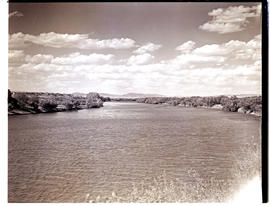 "Aliwal North, 1938. Orange River."
