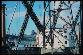 East London, April 1975. Offloading cargo in Buffalo Harbour. [EG Butcher]
