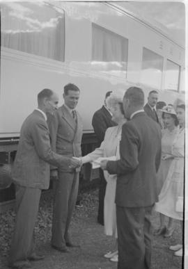 Breede River, 19 April 1947. Royal family with SAR officials beside the Royal Train.