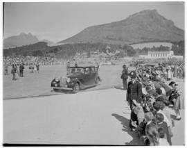 Stellenbosch, 20 February 1947. Royal family touring Coetzenburg.