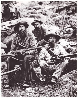 Circa 1900. Anglo-Boer War. Group of burghers (left).