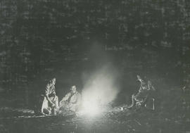 Upington district, 1914/15. Camp fire in the construction camp during World War One.
