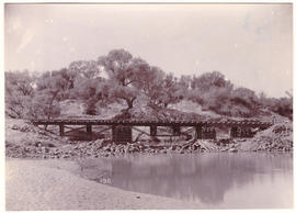Circa 1900. Anglo-Boer War. Temporary bridge No 2 at Glen.
