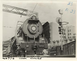 Johannesburg, 1940. SAR Class 23 No 3294 with Union Limited approaching.