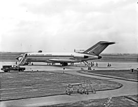 
SAA Boeing 727 ZS-SBA 'Tugela'.
