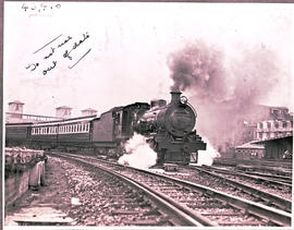 Johannesburg, 1935. SAR Class 16C with Union Limited leaving Park station.