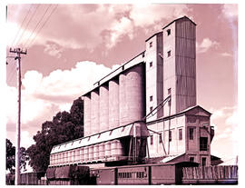 Bethlehem, 1960. Grain elevator.
