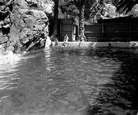 Montagu district, 1947. Baths.