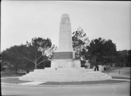 Port Elizabeth, 1930. War Memorial, unveiled in November 1929.