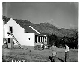 Montagu district, 1960. Farmhouse.