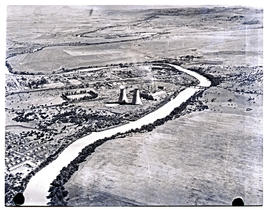 Colenso, 1949. Aerial view of town, power station and Tugela river.
