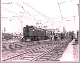 Durban, 1936. SAR Class 1E in station.