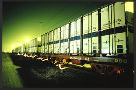 Container train of SAR type SMLJ-7 container wagons.