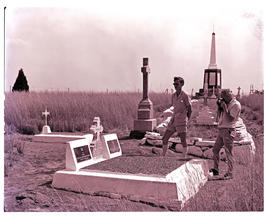 "Ladysmith district, 1976. War memorial at Spioenkop."