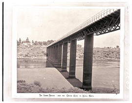 "Aliwal North, 1959. Frere bridge on the Orange River"