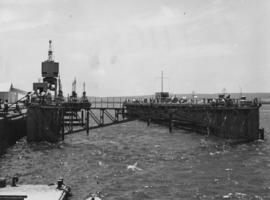 Durban, 1938. New floating dock 'Durban III' alongside the Congella quay.