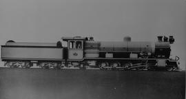 
SAR Class 14B No 1754 built by Beyer Peacock & Co No's 5877-5891 in 1915.
