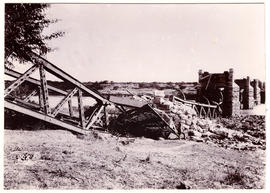 Circa 1900. Anglo-Boer War. Colenso bridge, showing break.