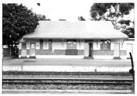 Botrivier, 1976. Station building.