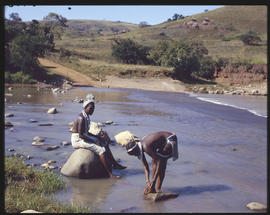 Zululand, 1961. Women at the Insingi River.