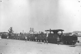Okiep - Port Nolloth narrow gauge railway, 1890. Picnic train.