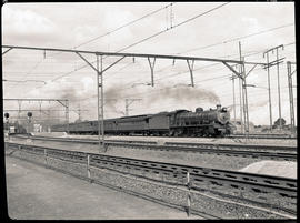 Johannesburg. SAR Class 15AR (DF Holland Collection)