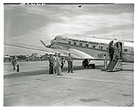 East London, 1949. Ben Schoeman airport. SAA Douglas DC-3.
