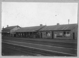 Noupoort, 1900. Station buildings.