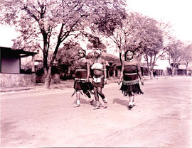"Pietermaritzburg, 1942. Zulu women."