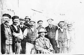 Humansdorp district, circa 1911. Gamtoos River bridge: Staff group. (Album of Gamtoos River bridg...