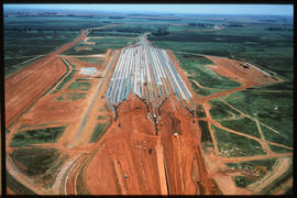 Bapsfontein, November 1980. Aerial view of construction at Sentrarand marshalling yard. [Jan Hoek]
